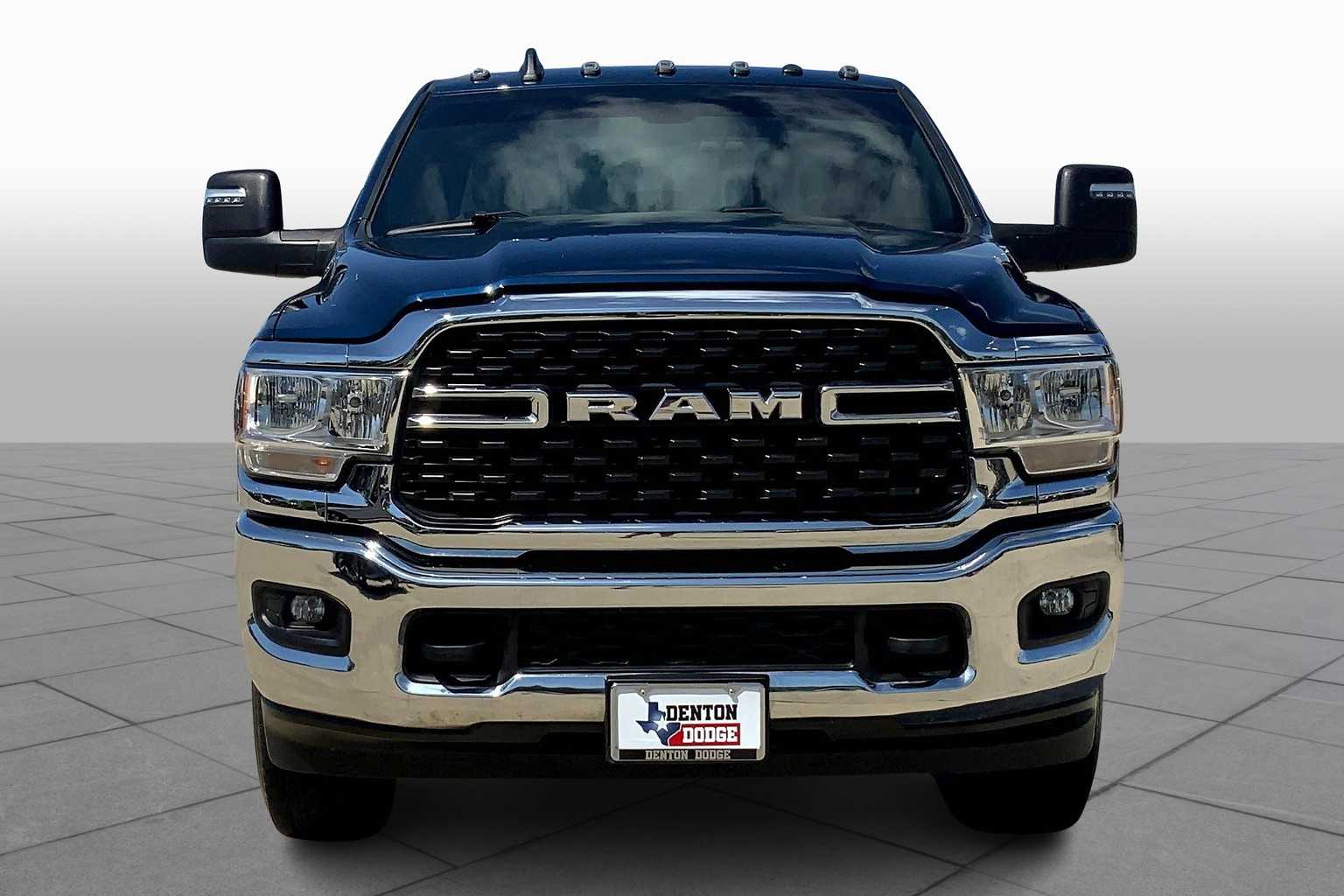 3C6UR5DL5RG200929