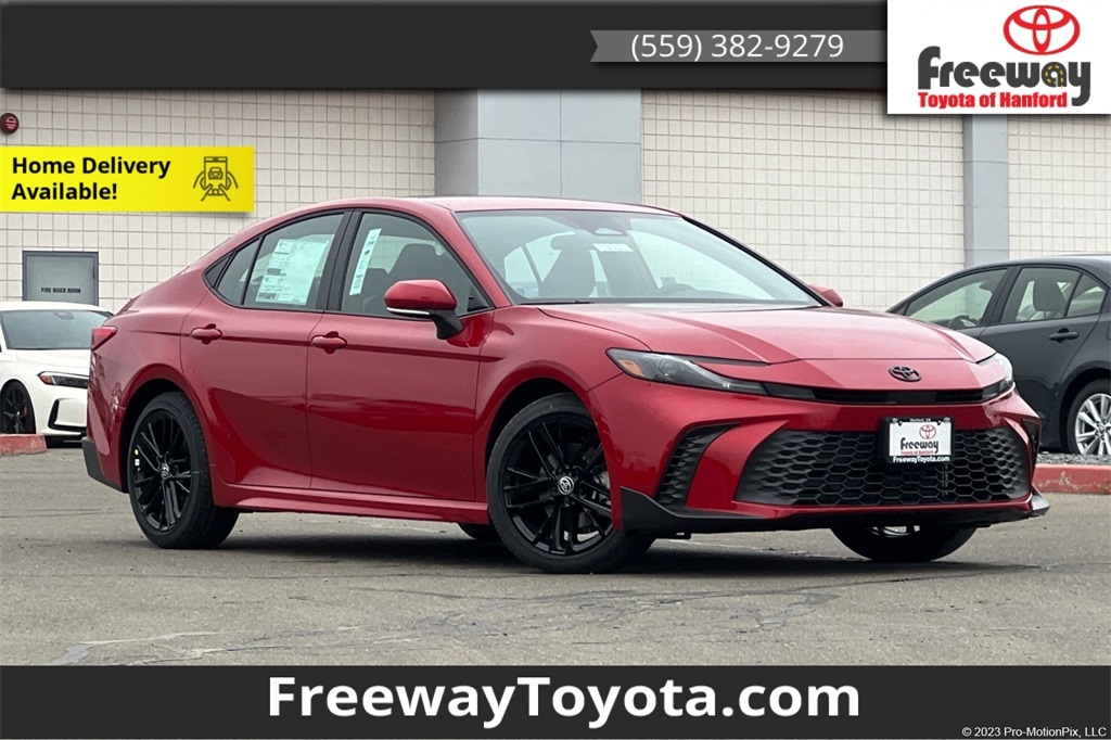 2026 Toyota Camry SE's photo