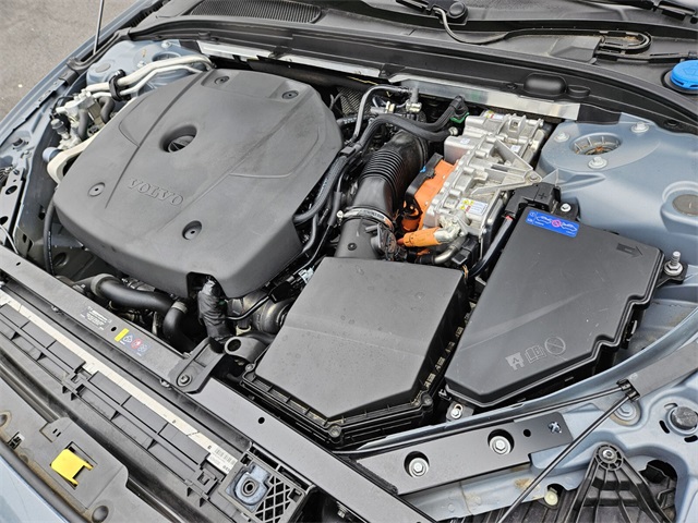 2023 Volvo S60 Recharge T8 Plus photo 14
