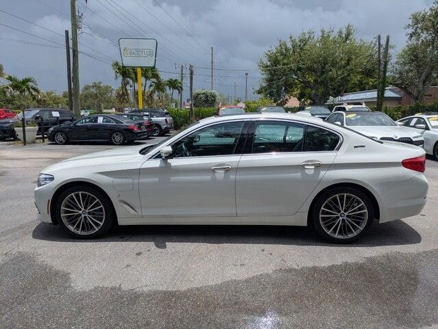 2018 Bmw 530e xDrive Sedan photo 2