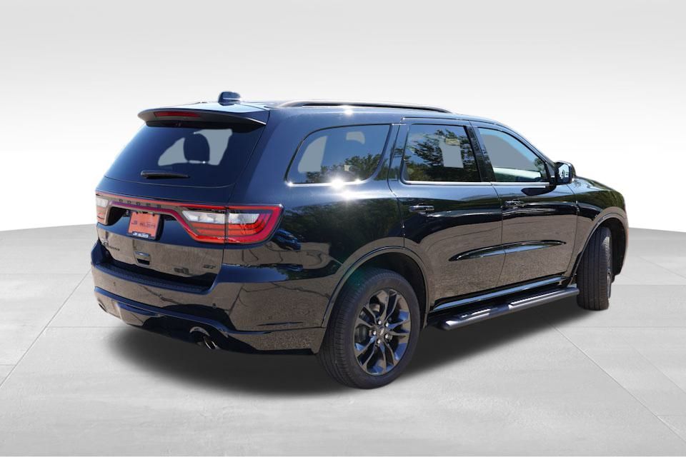 2024 Dodge Durango GT Premium Blacktop photo 2