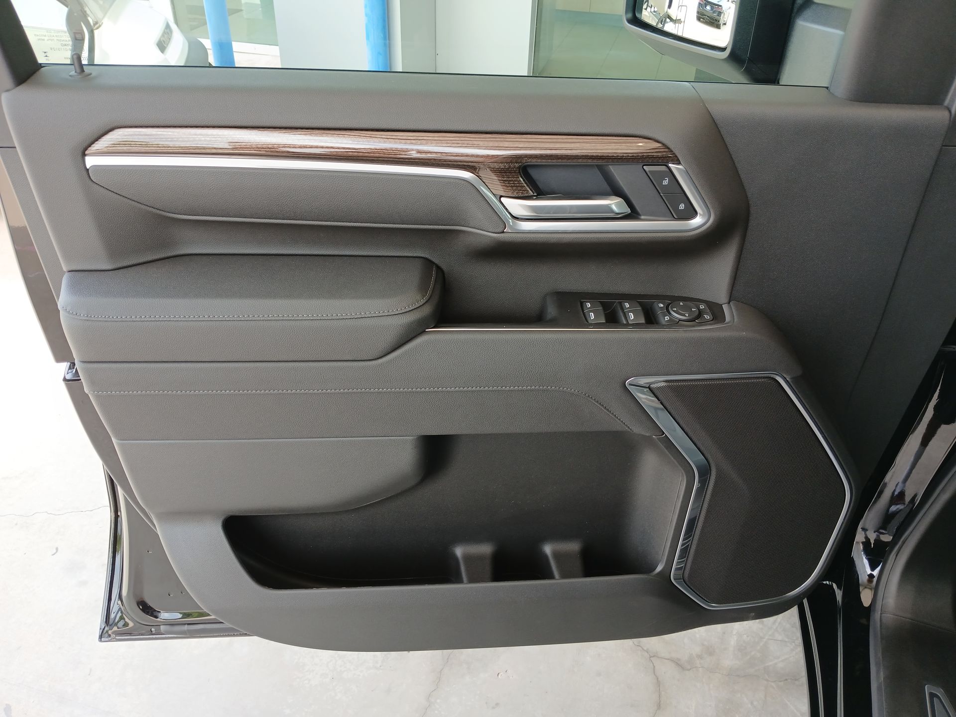 2025 Chevrolet Silverado 2500HD LT photo 21