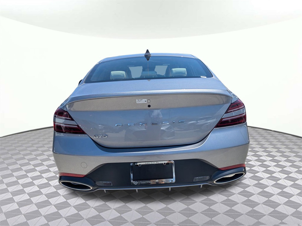2025 Genesis G70 2.5T Sport Prestige photo 4