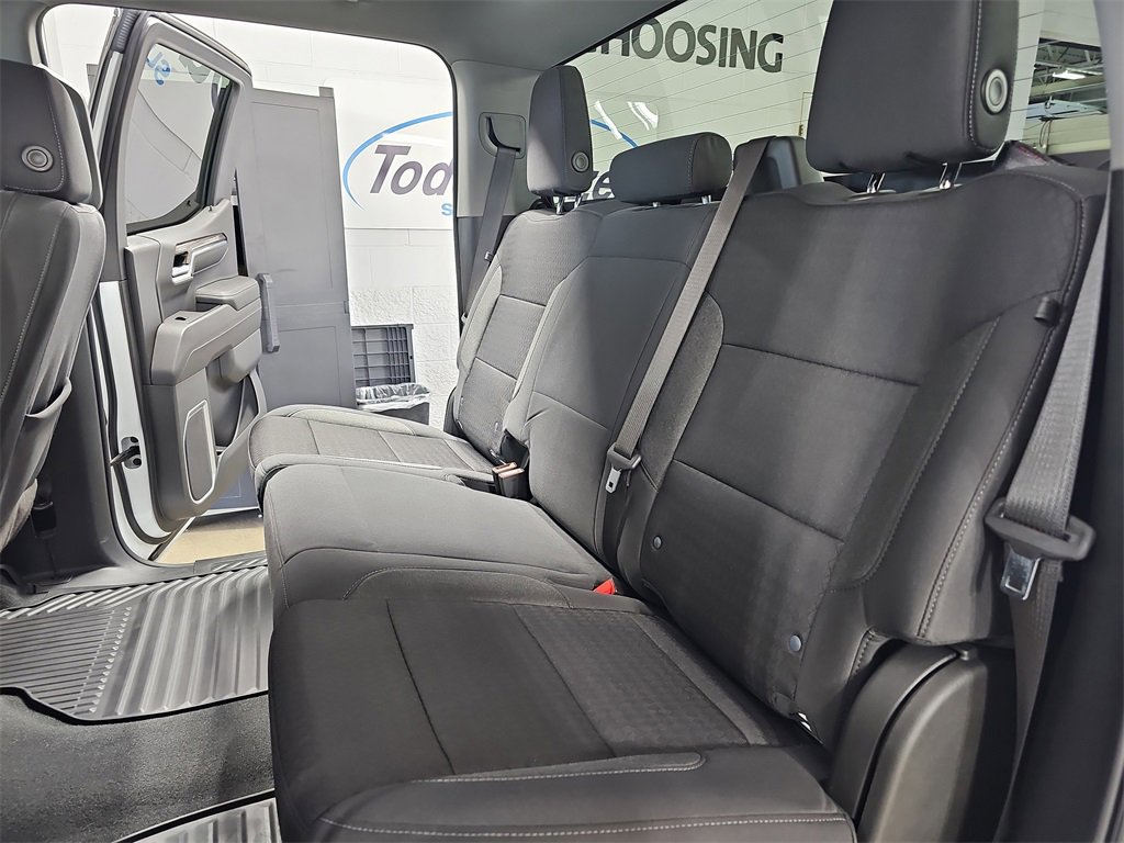 2023 Chevrolet Silverado 1500 LT photo 12