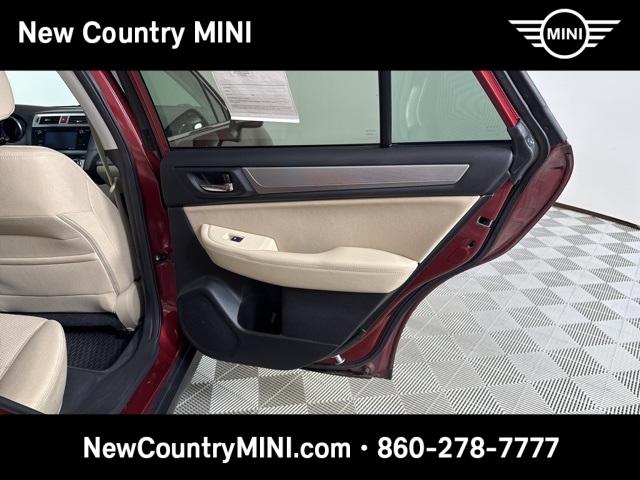 2017 Subaru Outback 2.5i Premium photo 21