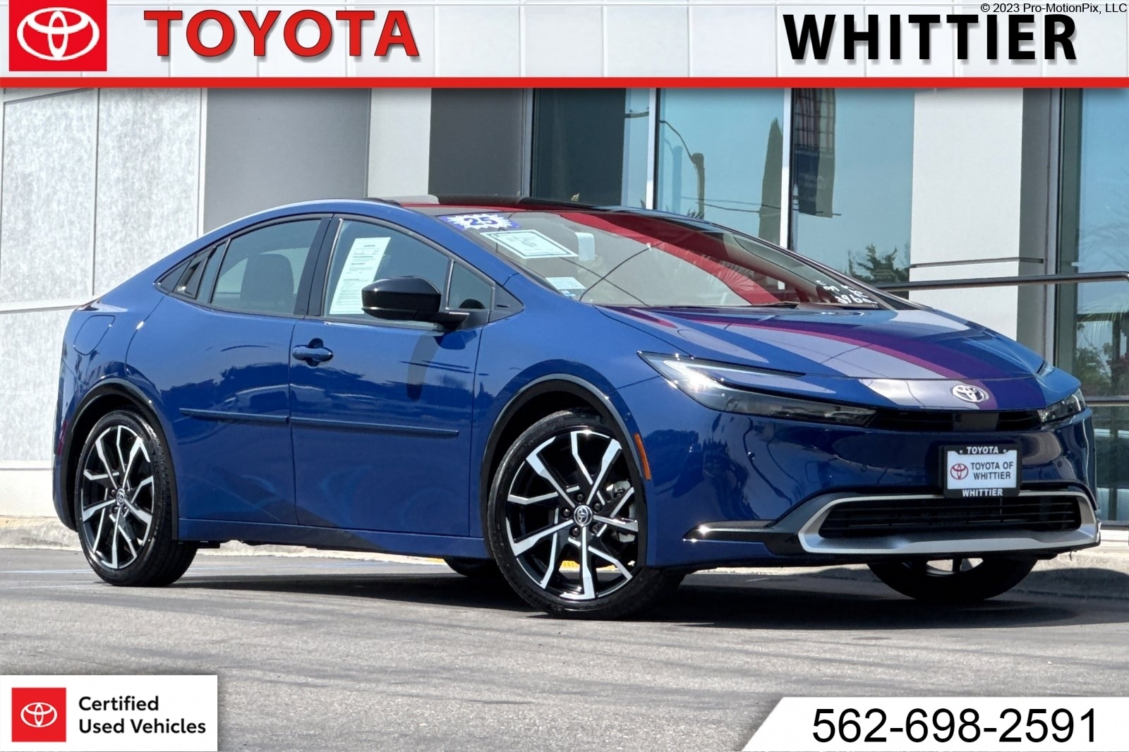 2025 Toyota Prius XSE Premium's photo