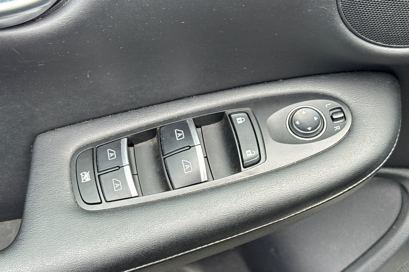 2020 Infiniti QX50 Luxe photo 15