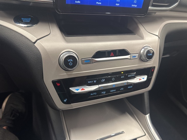 2024 Ford Explorer XLT photo 28