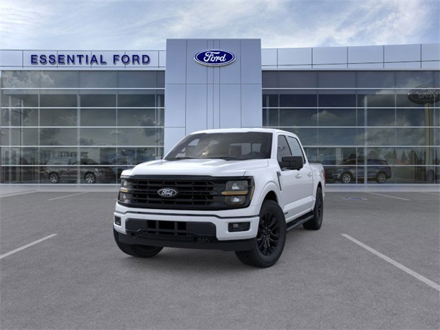 2025 Ford F-150 XLT photo 2