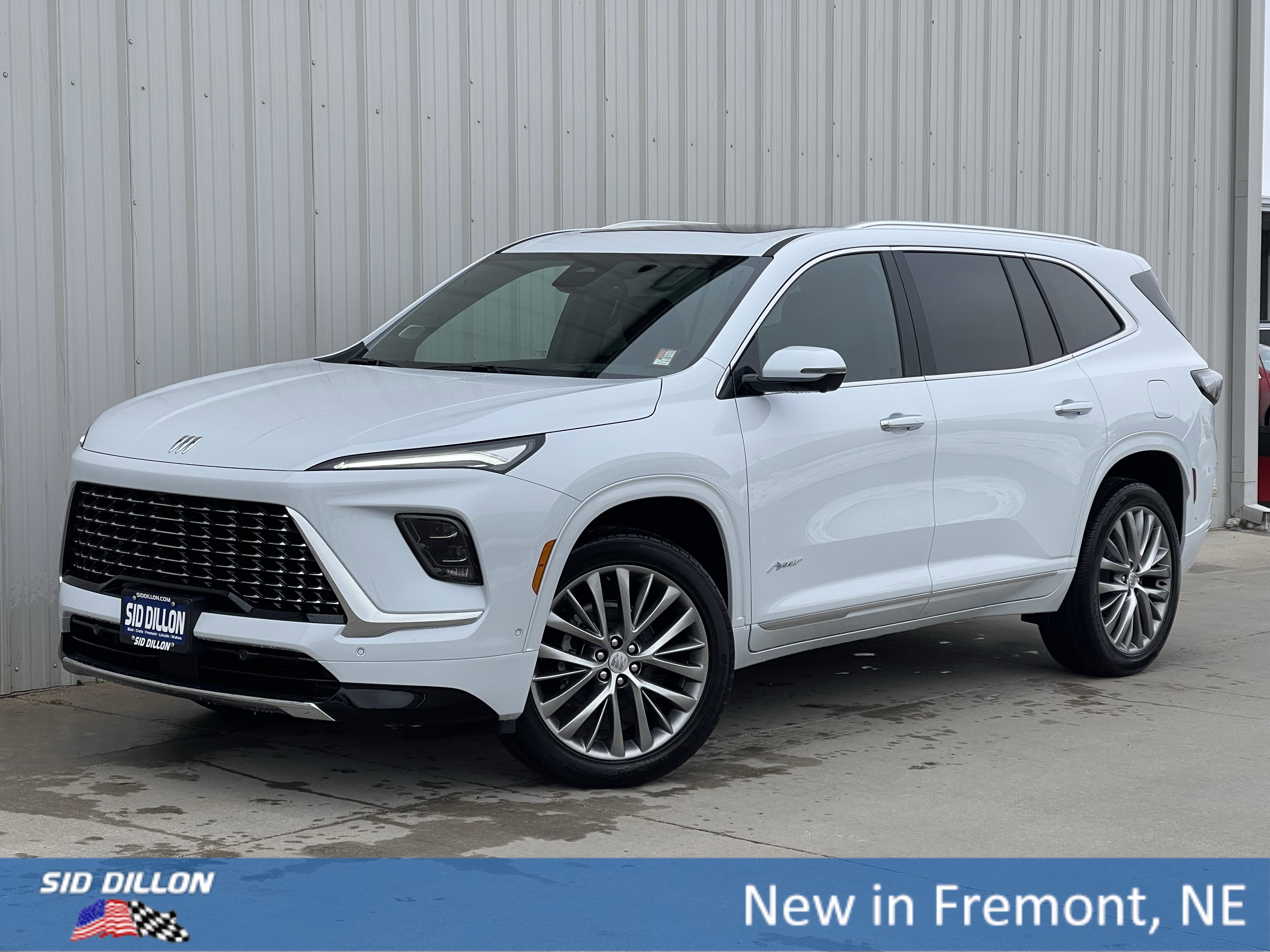 2026 Buick Enclave Avenir's photo