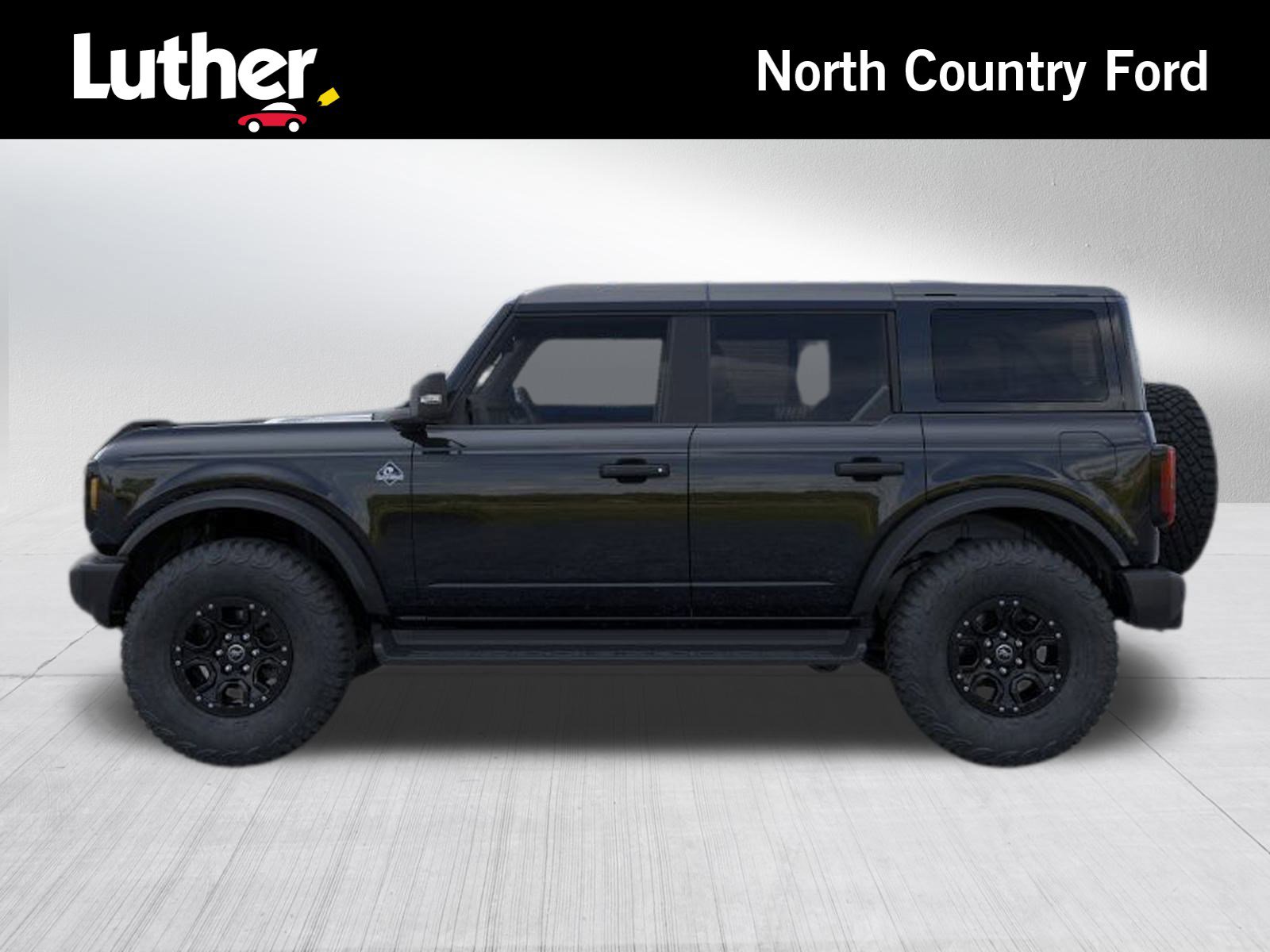2025 Ford Bronco Outer Banks photo 2