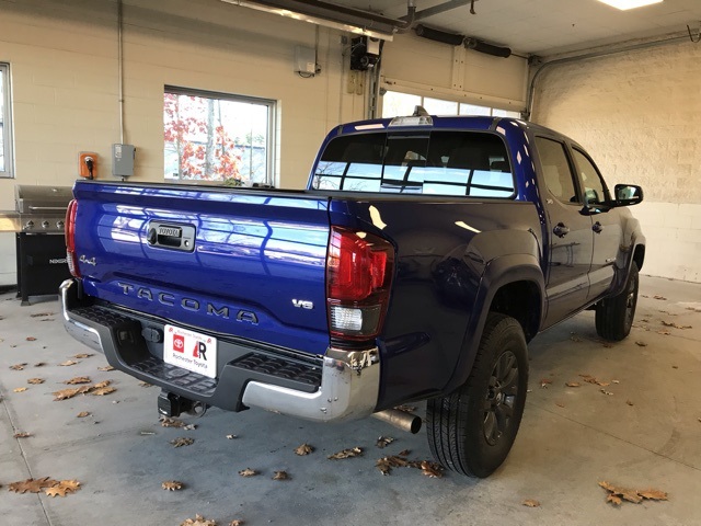 2023 Toyota Tacoma SR5 photo 3