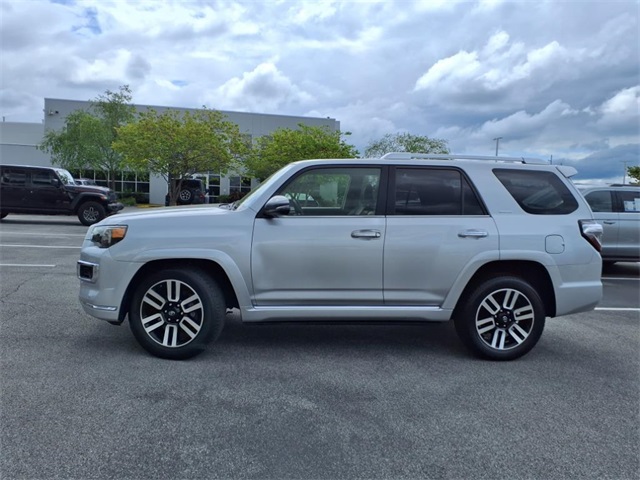 2021 Toyota 4Runner Limited photo 3
