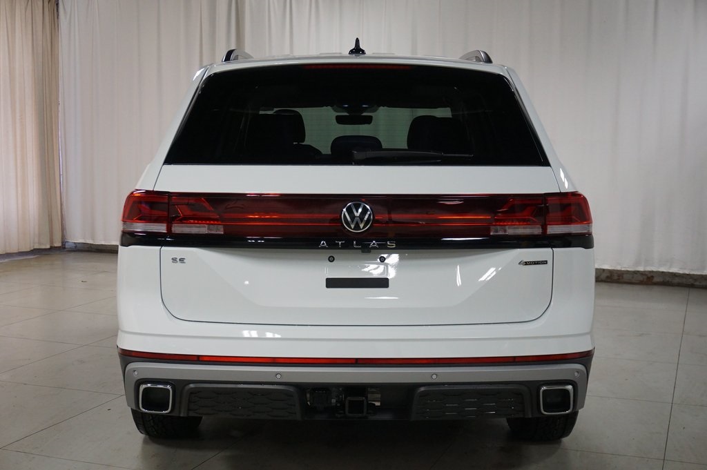 2025 Volkswagen Atlas Peak Edition SE photo 6