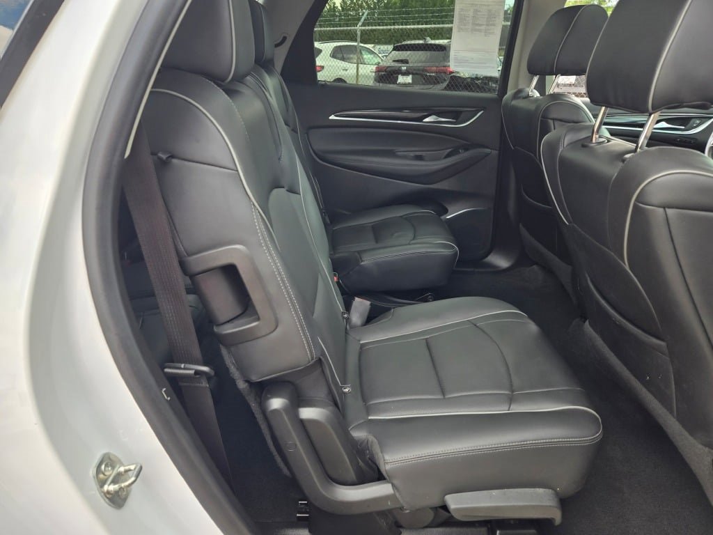 2021 Buick Enclave Avenir photo 3
