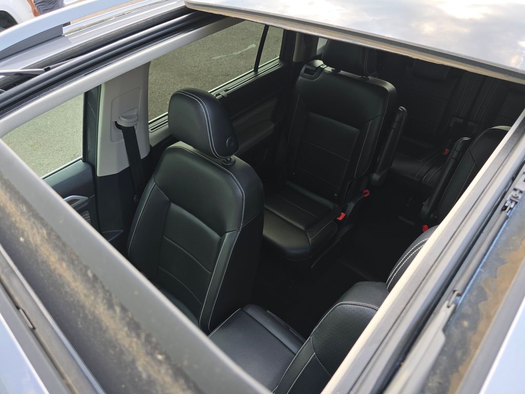 2021 Volkswagen Atlas SEL photo 20