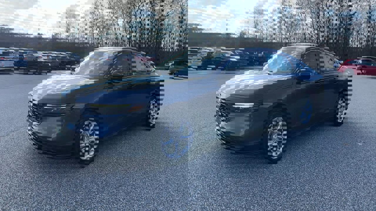 2024 Honda Accord LX photo 4