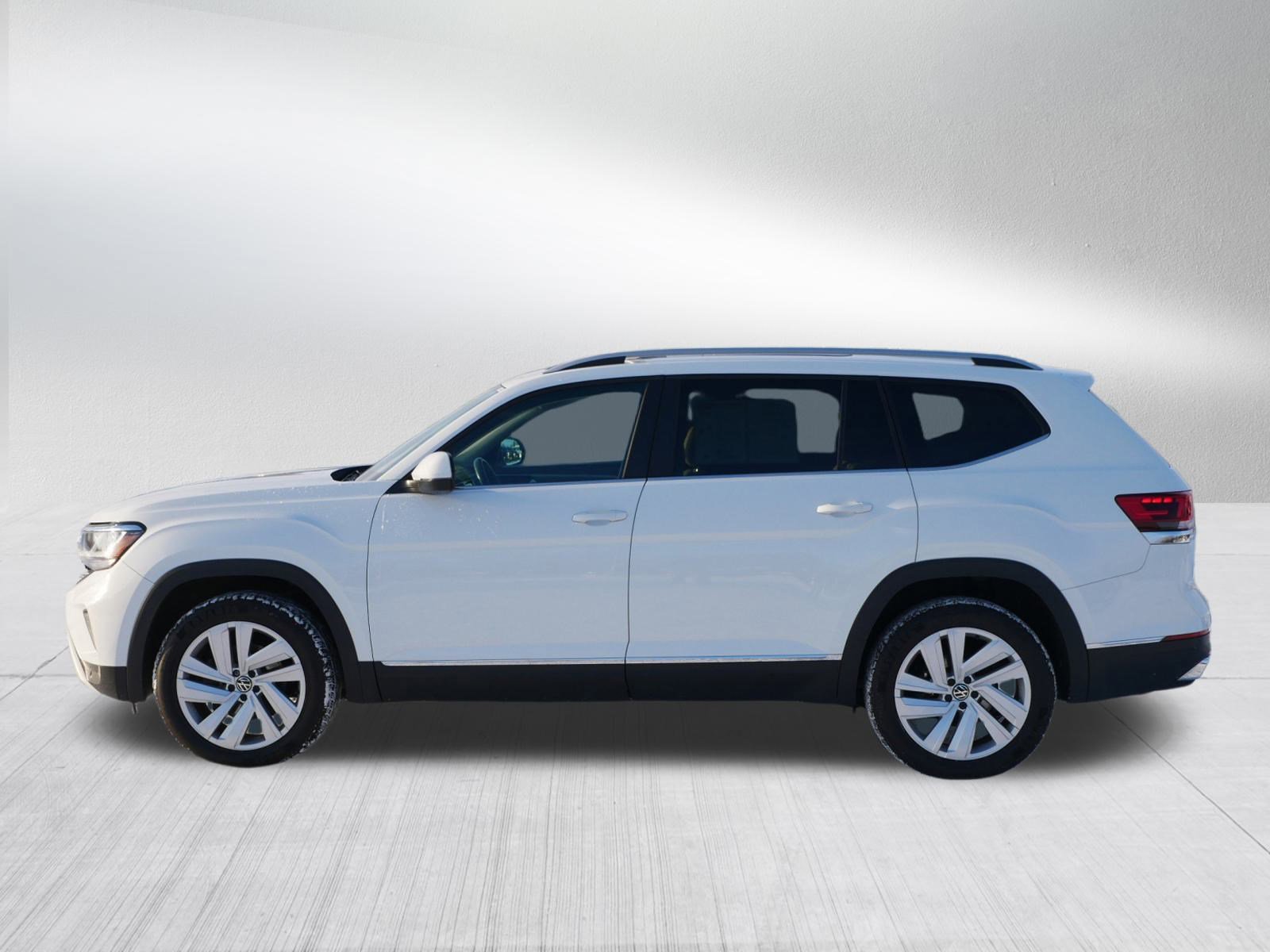 2021 Volkswagen Atlas V6 SEL photo 3