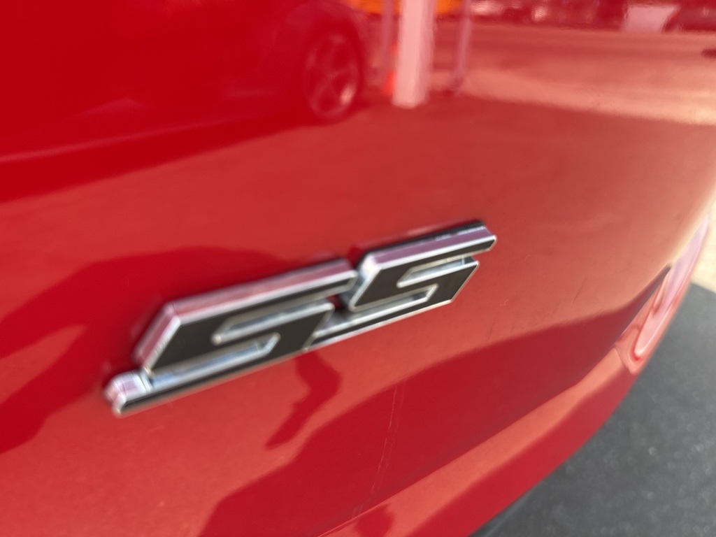 2021 Chevrolet Camaro SS photo 4