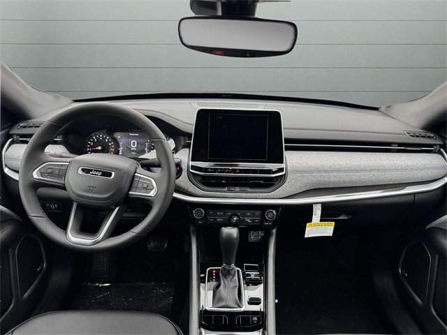 2025 Jeep Compass Latitude photo 12