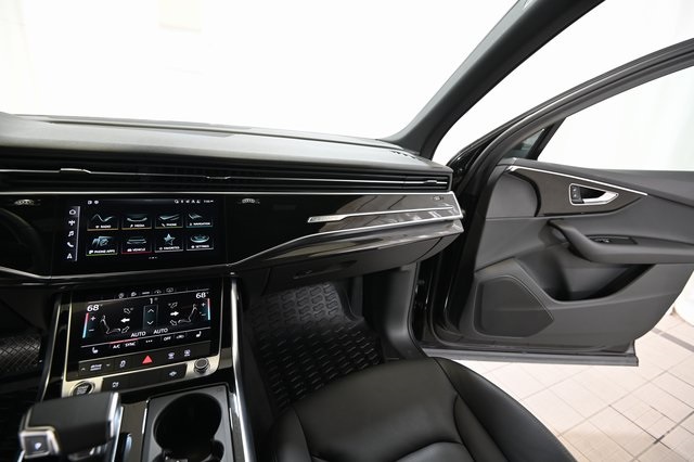 2022 Audi Q7 55 Premium photo 26