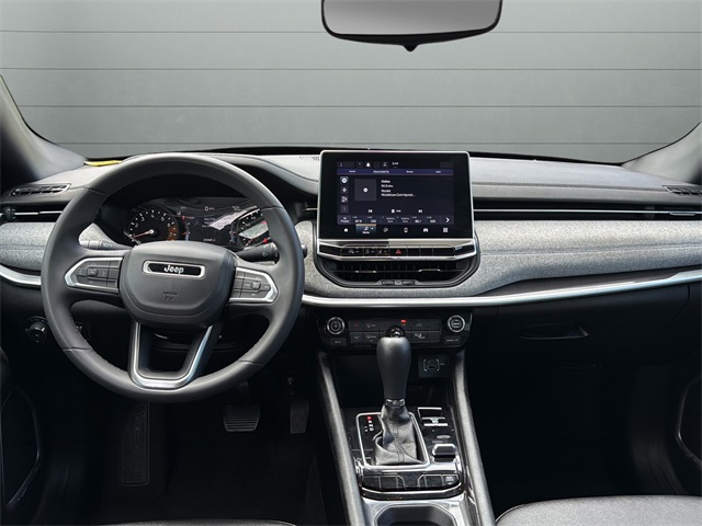 2024 Jeep Compass Latitude photo 11