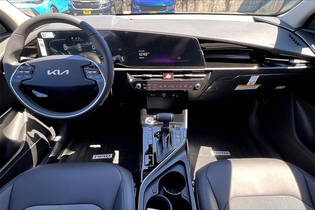 2025 Kia Niro EX photo 5