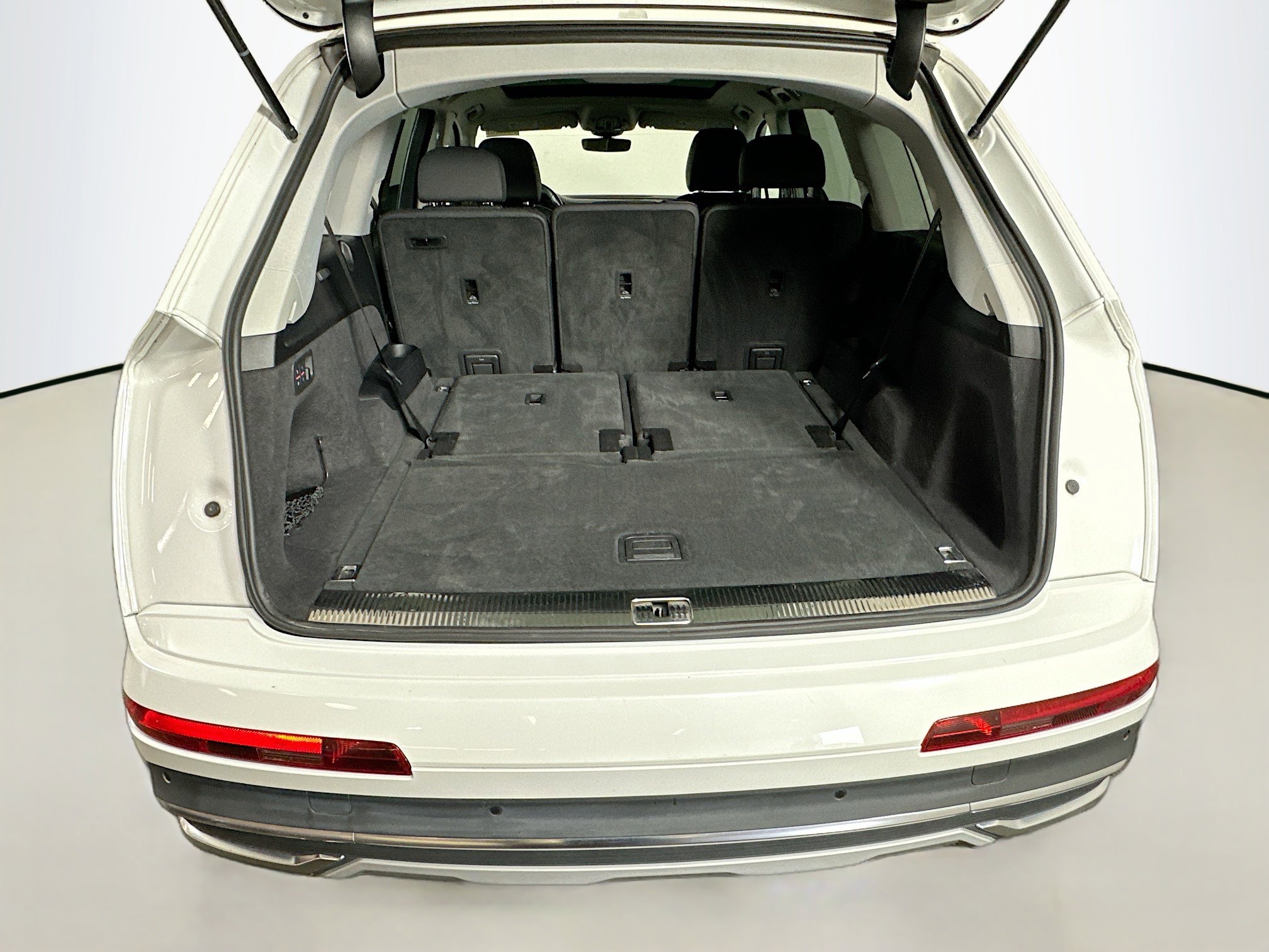 2023 Audi Q7 Premium Plus photo 24