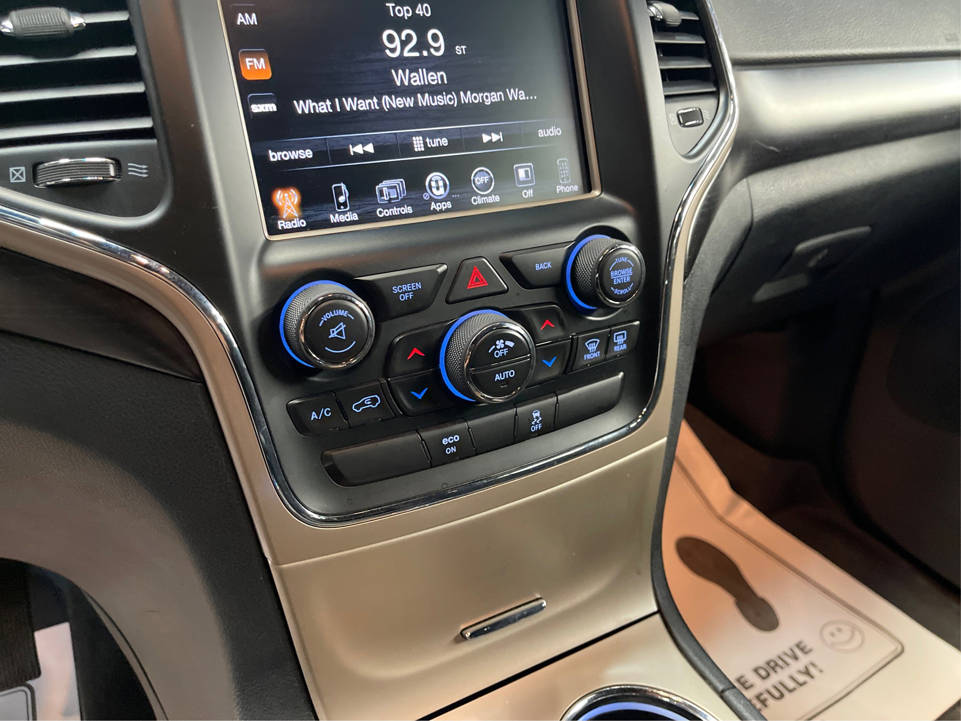 2014 Jeep Grand Cherokee Laredo photo 15