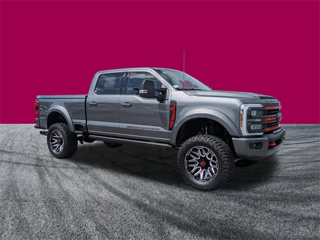 2026 Ford F-250 Lariat photo 2