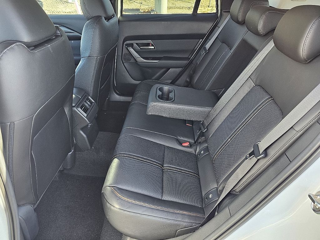 2025 Mazda CX-50 2.5 Premium Plus photo 17