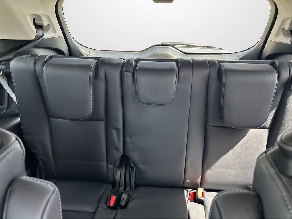 2025 Subaru Ascent Touring photo 35