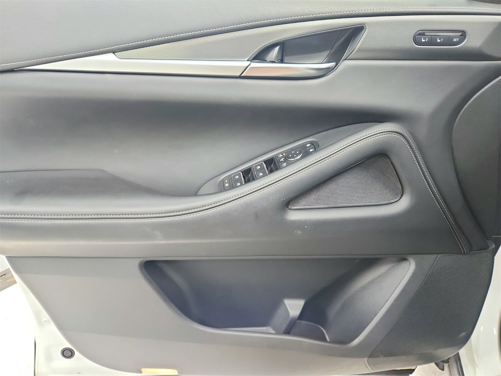 2024 Infiniti QX60 Luxe photo 36