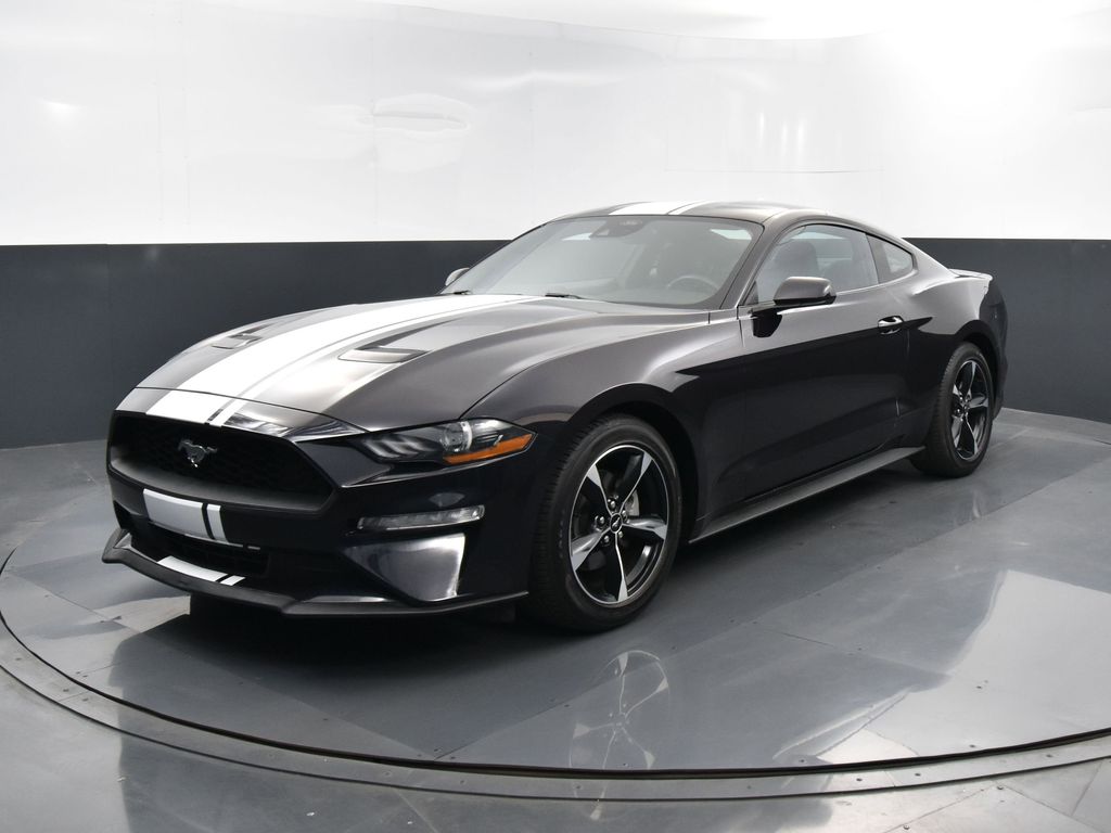 2022 Ford Mustang EcoBoost photo 3
