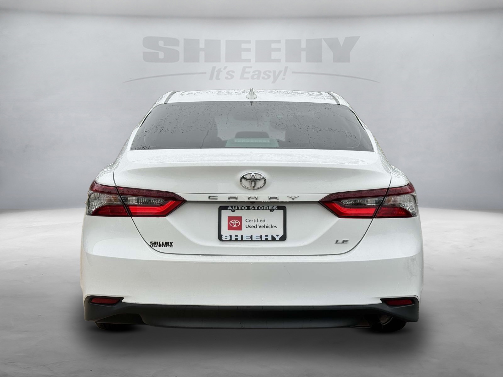 2023 Toyota Camry LE photo 22