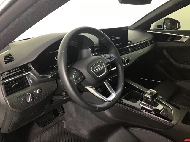 2023 Audi A5 45 S line Prestige photo 8