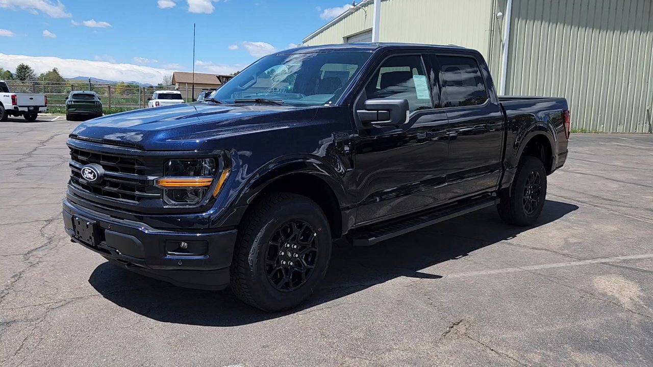 2025 Ford F-150 XLT photo 2