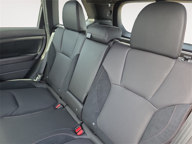 2025 Subaru Forester Touring photo 13