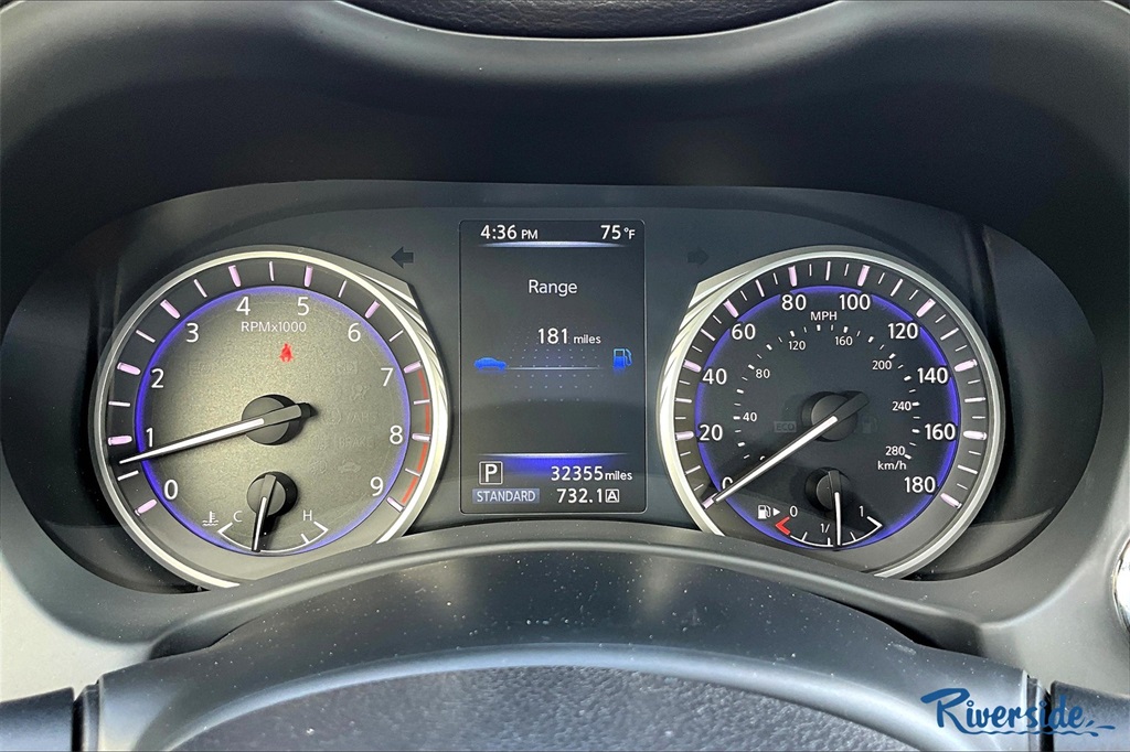 2017 Infiniti Q60 3.0t Premium photo 12