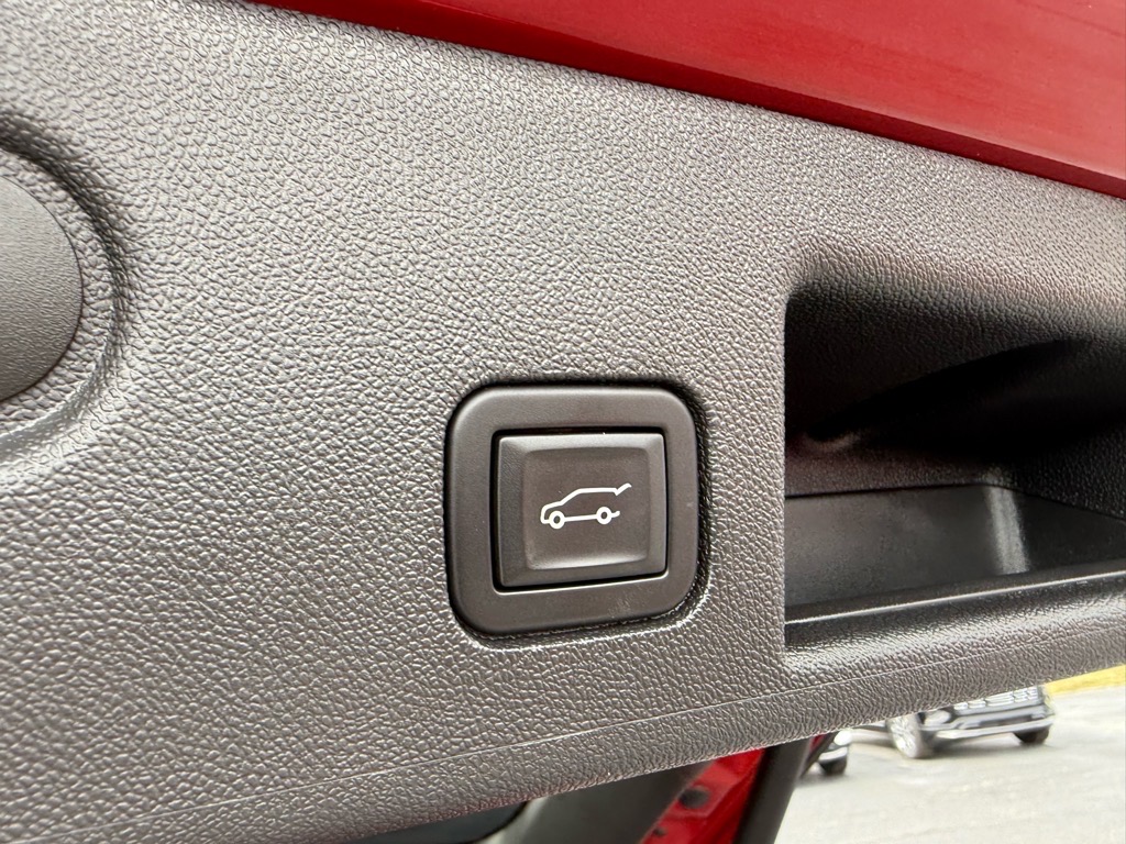 2023 Chevrolet Equinox Premier photo 16