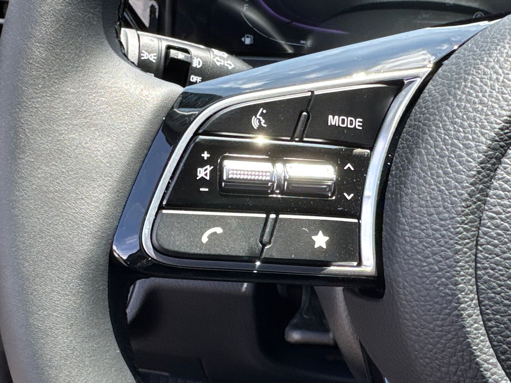 2025 Kia Seltos S photo 21