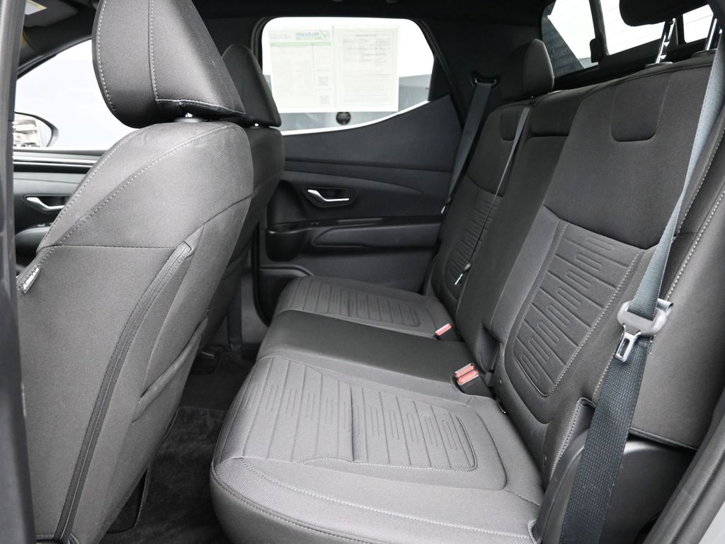 2023 Hyundai Santa Cruz SEL photo 9