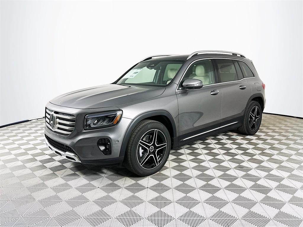 2026 Mercedes Benz GLB 250 photo 3