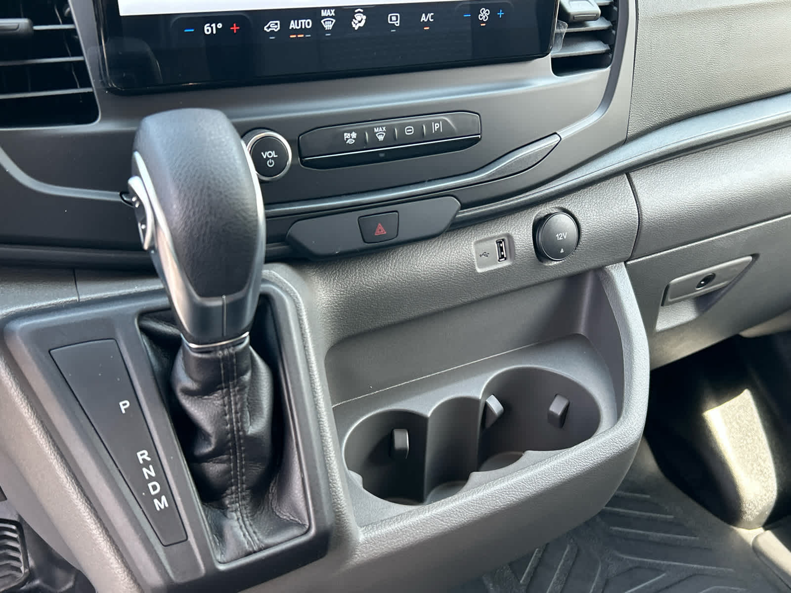 2025 Ford Transit Van Base - Photo 28