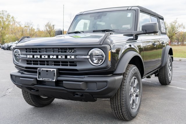 2025 Ford Bronco Big Bend photo 2