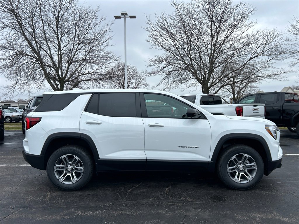 2026 GMC TERRAIN - Image 8