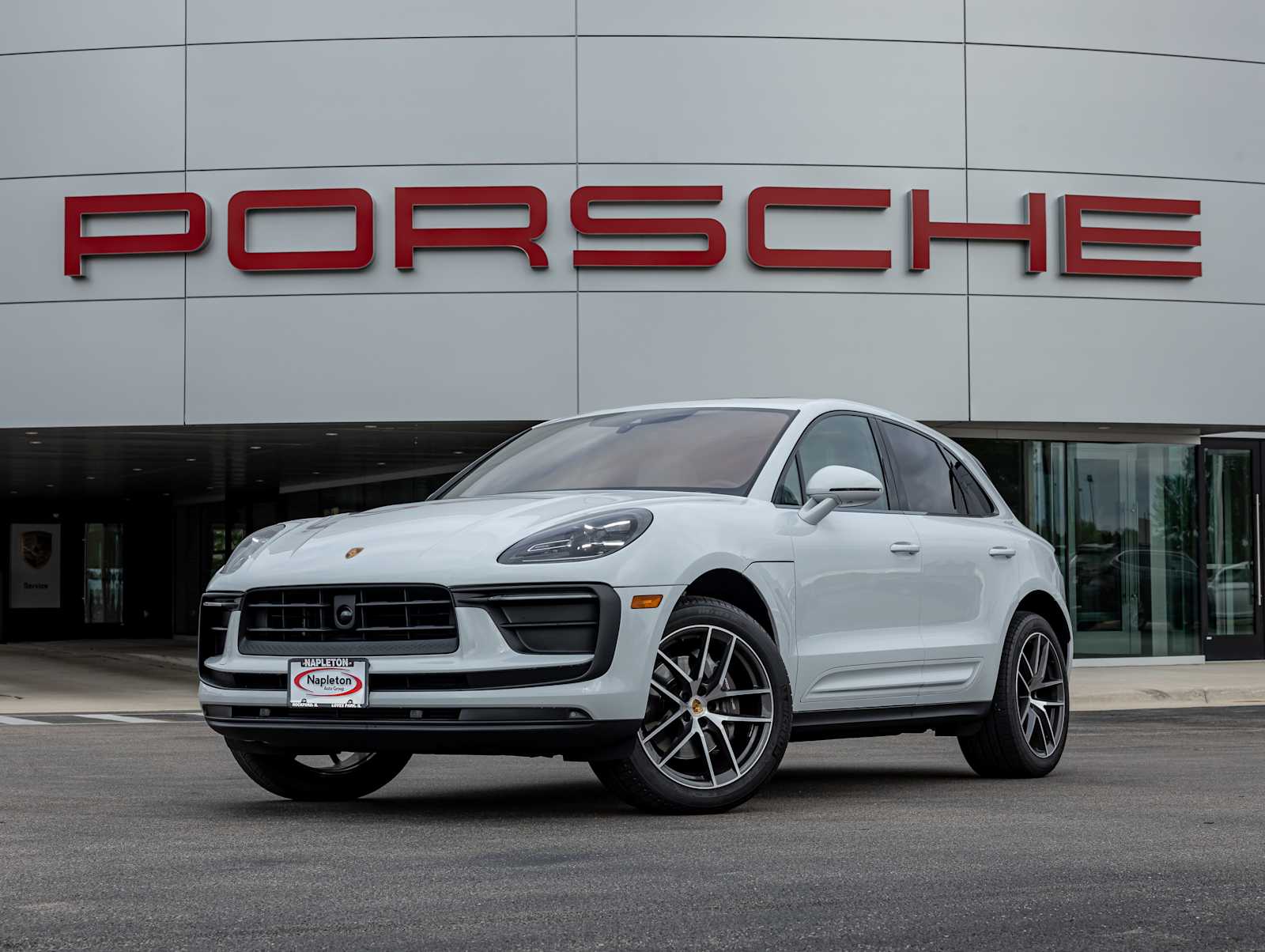 2023 Porsche Macan