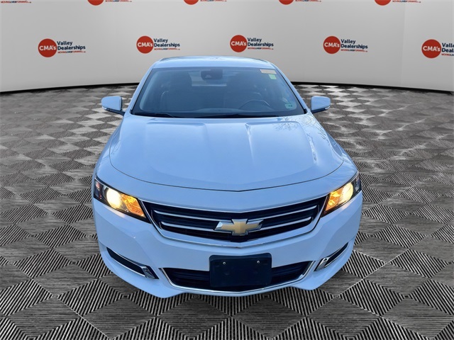2017 Chevrolet Impala 1LT photo 2