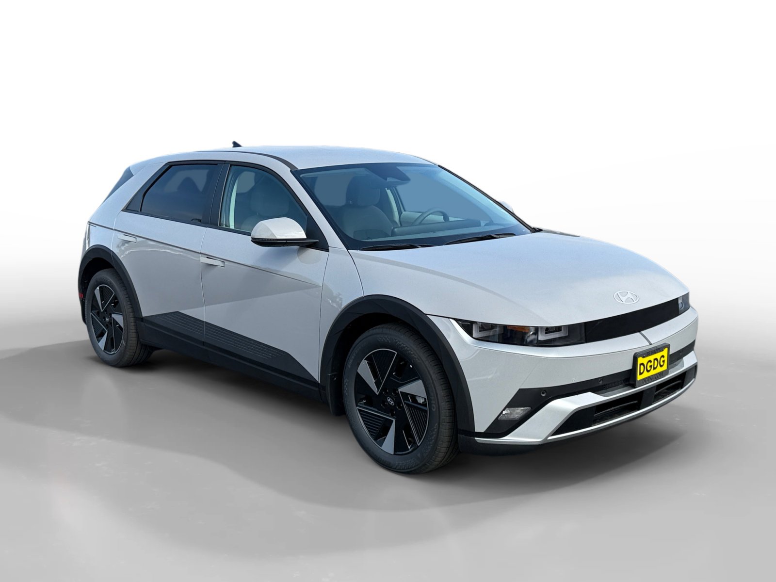 2025 Hyundai Ioniq 5 SE Standard Range photo 7