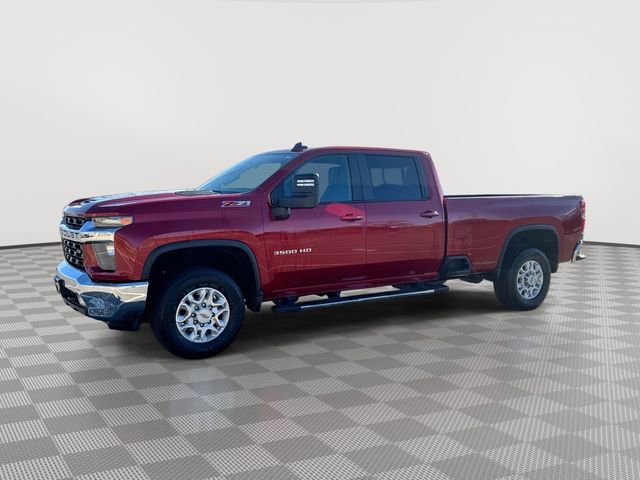 2022 Chevrolet Silverado HD LT's photo